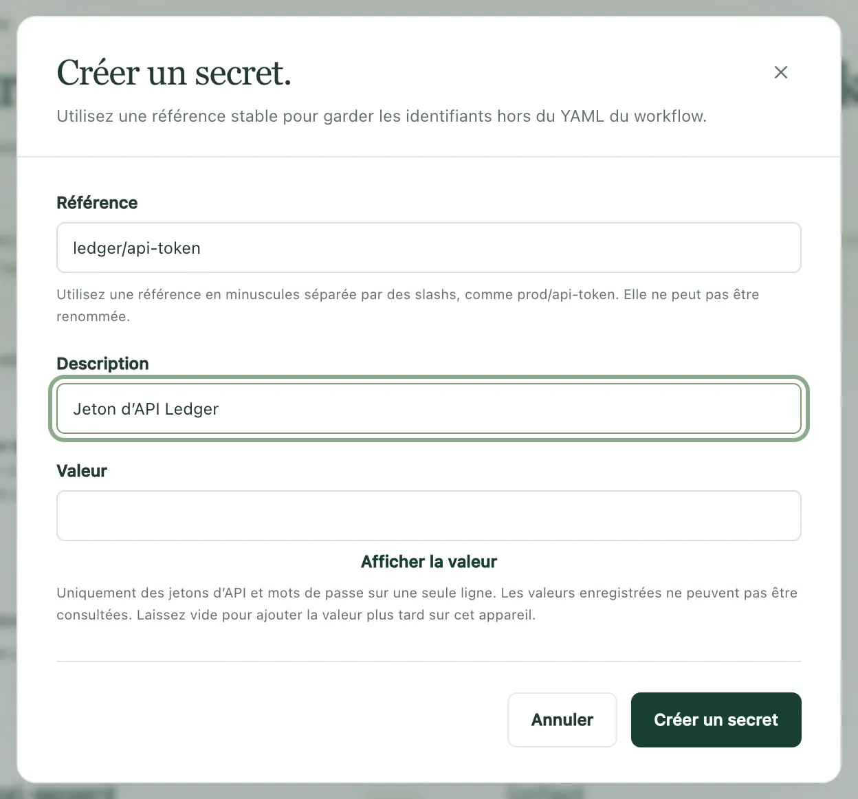 La boîte de dialogue de création d’un secret, avec une référence, une description et un champ de valeur vide